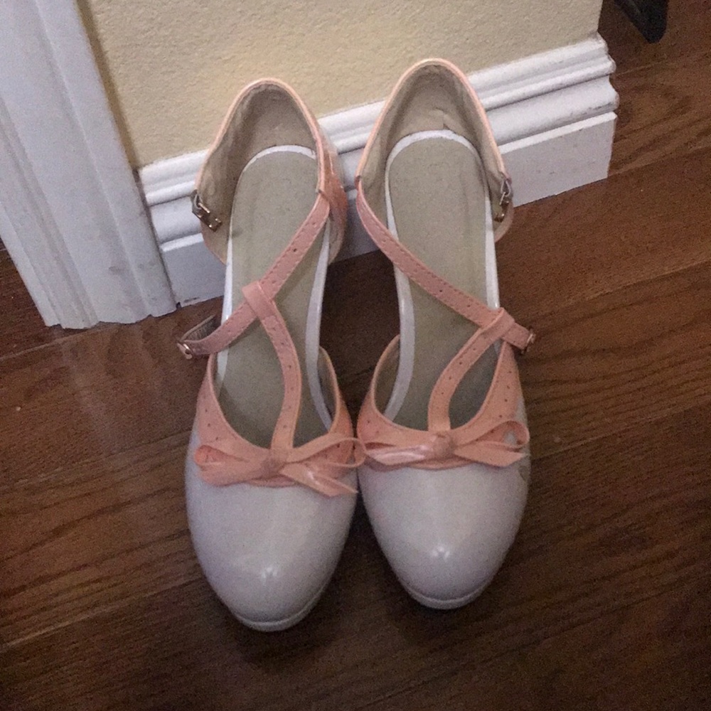 Vintage pin up heels